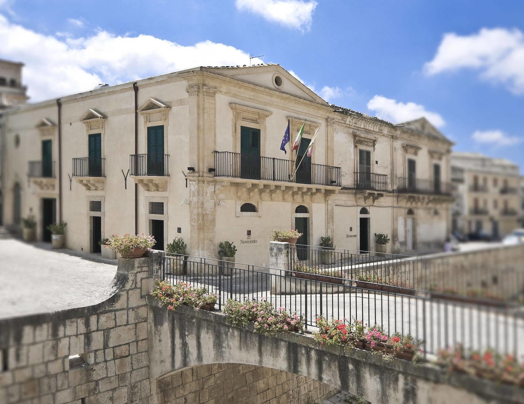 Hotel Novecento 시클리 외부 사진